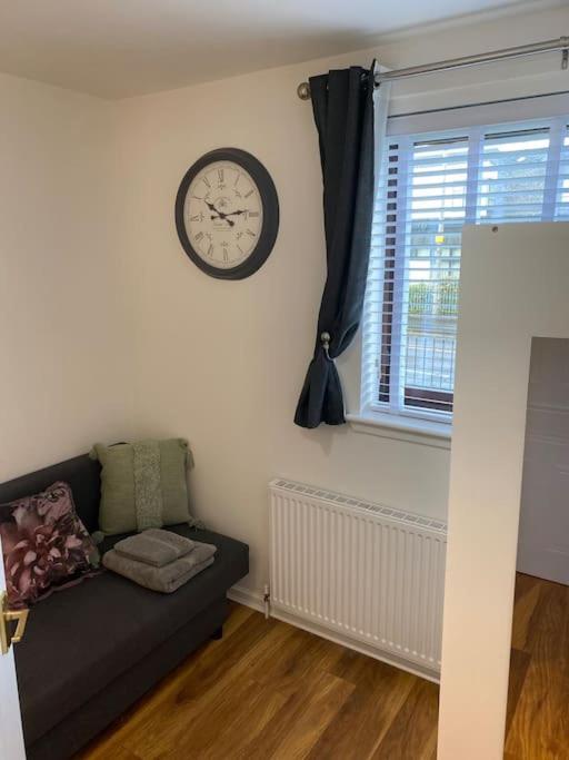 Perfectly Situated Luxury 2 Bedroom *